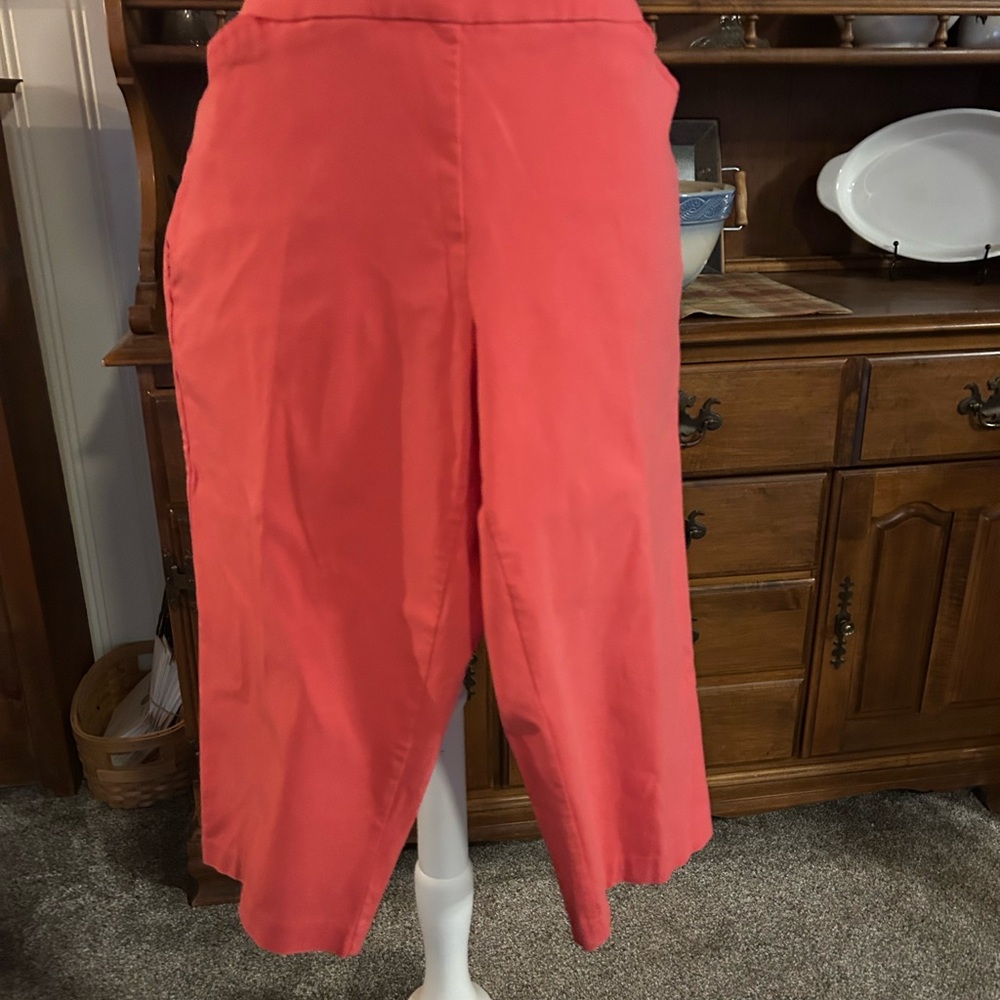 CJ Banks Coral Capris